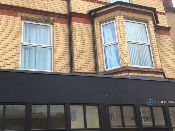 2 Bedroom Flat To Rent In Greenfield Road, Colwyn Bay, LL29