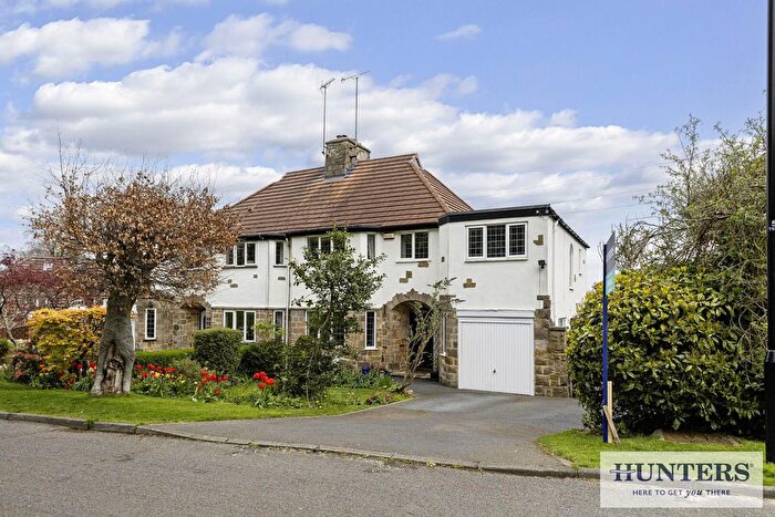 5 Bedroom Semi-Detached House For Sale In The Oval, Guiseley, Leeds, LS20