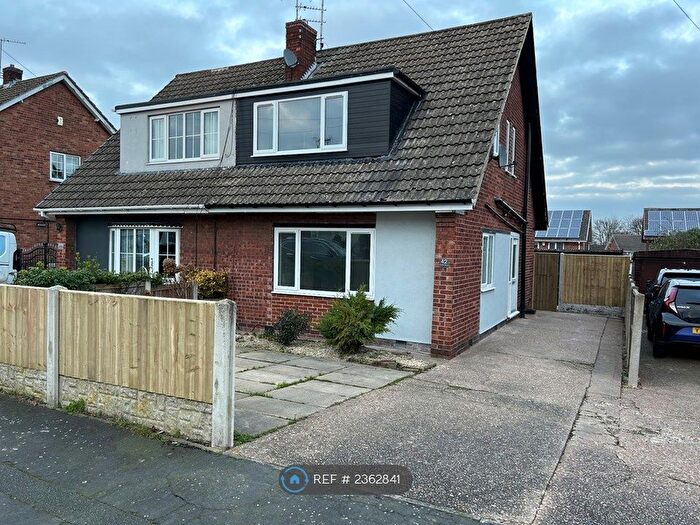 3 Bedroom Semi-Detached House To Rent In Cheriton Avenue, Adwick-Le-Street, Doncaster, DN6