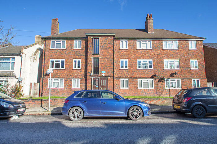 1 Bedroom Flat To Rent In Homesdale Road, Bromley, BR2