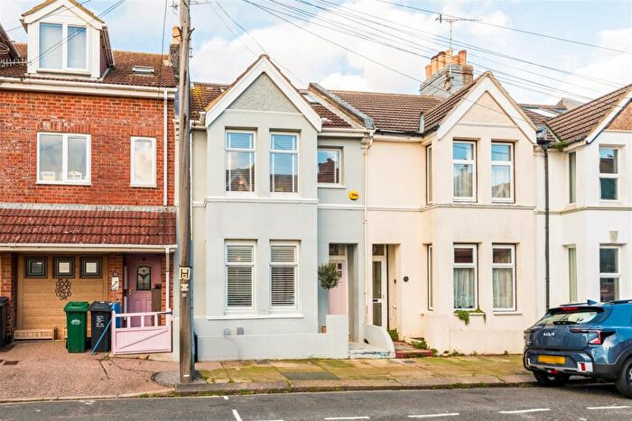 3 Bedroom Terraced House For Sale In Payne Avenue, Hove, BN3