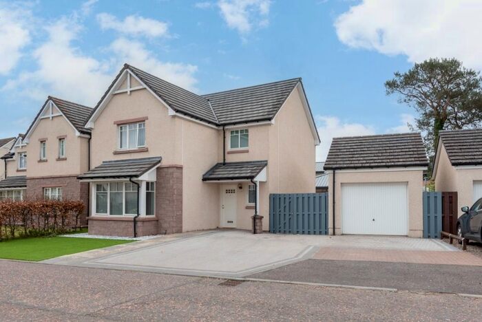 3 Bedroom Detached House For Sale In Ritchies Wynd, Forfar, Angus, DD8