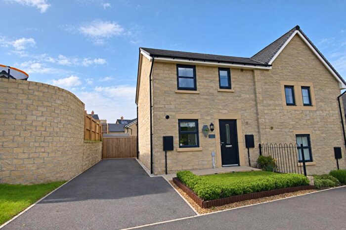 3 Bedroom Semi-Detached House For Sale In Saltersway Lane, Whaley Bridge, SK23