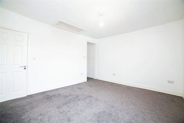 3 Bedroom End Of Terrace House For Sale In High Street, Sutton-In-Ashfield, Nottinghamshire, NG17