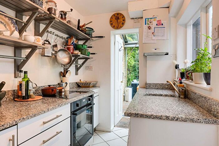 2 Bedroom Terraced House For Sale In Ainsworth Street, Cambridge, CB1