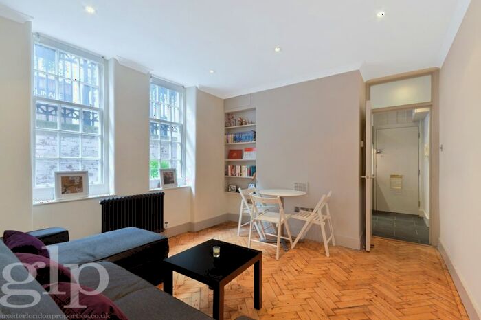 2 Bedroom Flat To Rent In Marshall Street, London, W1F
