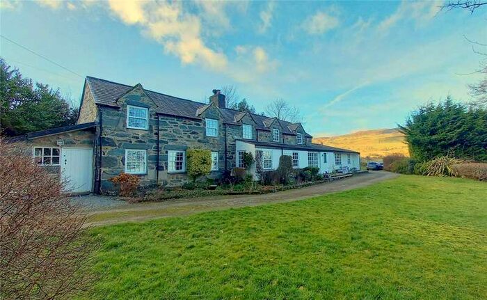 3 Bedroom Detached House For Sale In Llanbedr-y-cennin, Conwy, Conwy, LL32