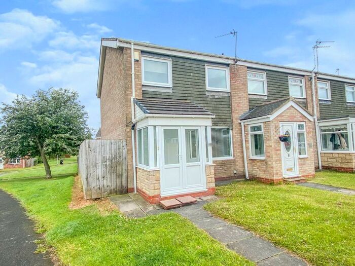 3 Bedroom Terraced House To Rent In Oakley Drive, Cramlington, Cramlington, Northumberland, NE23