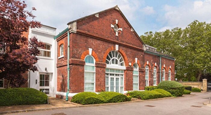 2 Bedroom Flat To Rent In The Renovation, Woolwich Manor Way, London, E16