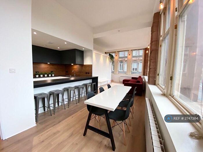 2 Bedroom Flat To Rent In Ingram Street, Glasgow, G1