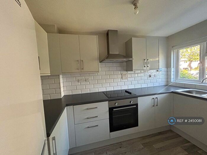 2 Bedroom Terraced House To Rent In George Lane, Bromley, BR2
