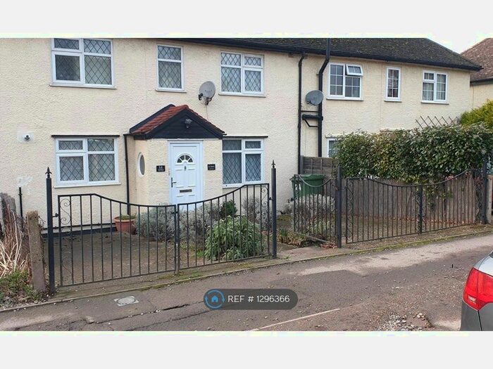 3 Bedroom Terraced House To Rent In Chelsfield Lane, Orpington BR5