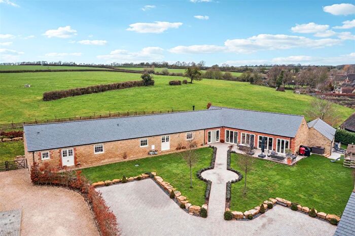 4 Bedroom Property For Sale In Stoke Goldington Road, Ravenstone, Olney, MK46