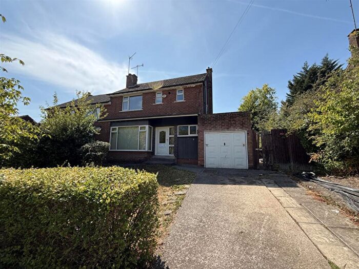 3 Bedroom Semi-Detached House For Sale In Bannerdale Road, Sheffield, S11