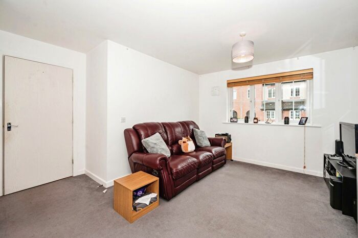 2 Bedroom Flat For Sale In Lytham Close, Great Sankey, Warrington, Cheshire, WA5