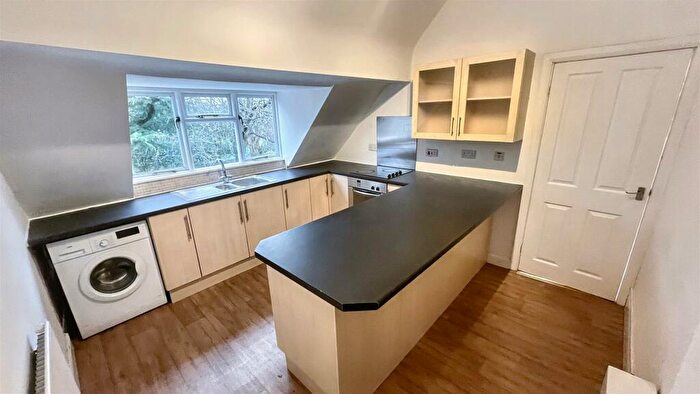 2 Bedroom Apartment For Sale In St. Agnes Road, Moseley - Top Floor Two Bedroom Converted Apartment In Premium Moseley Location With No Chain!!, B13