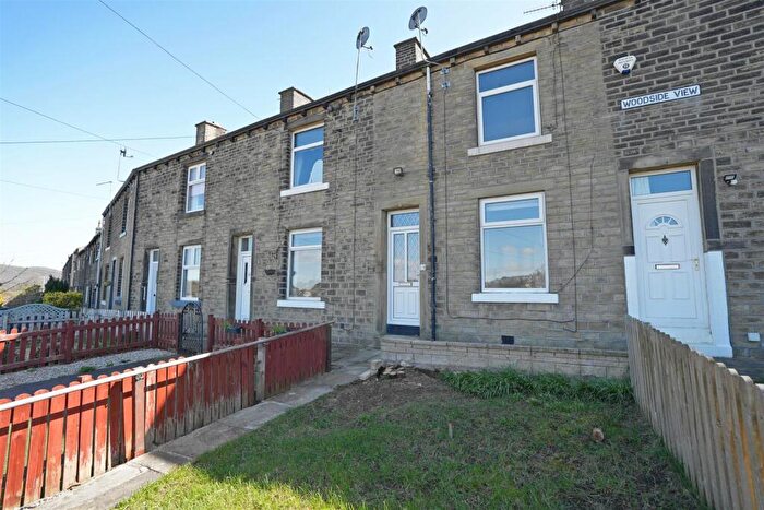 2 Bedroom Terraced House For Sale In Woodside View, Greetland, Halifax, HX4