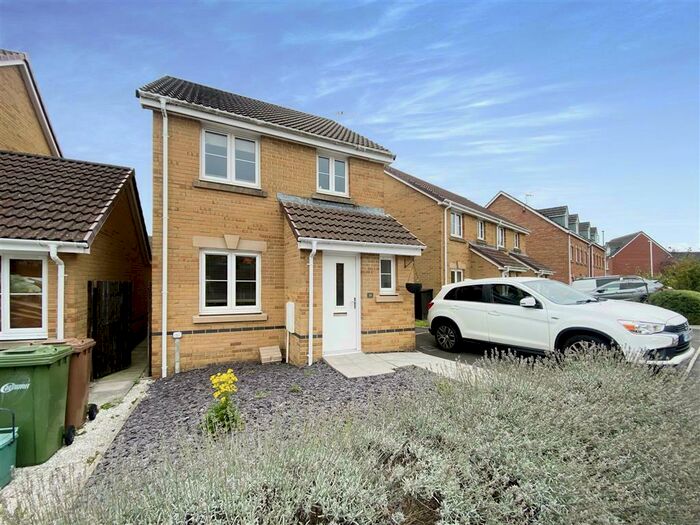 3 Bedroom House To Rent In Ynys Bery Close, Caerphilly, CF83