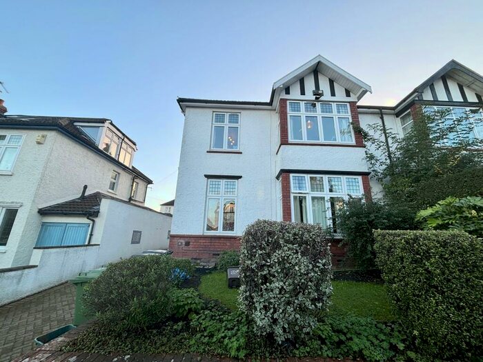 2 Bedroom Flat To Rent In Upper Cranbrook Road, Westbury Park, Bristol, BS6
