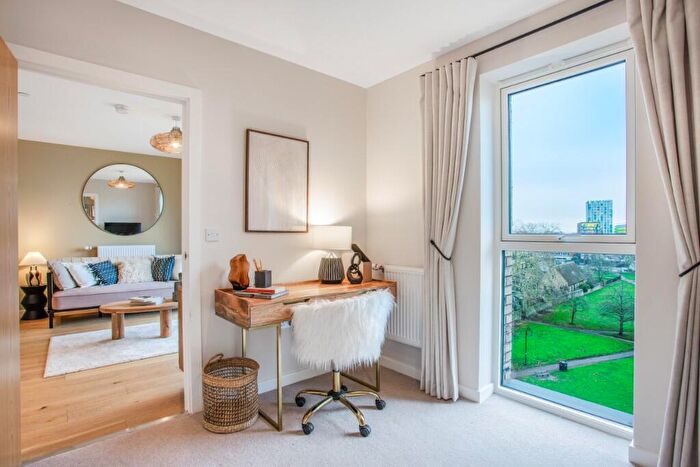 1 Bedroom Apartment For Sale In Abbey Wharf, Abbey Road, Barking, London, IG11