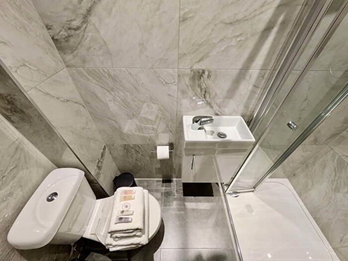 1 Bedroom Studio To Rent In Battersea High Street, London, SW11