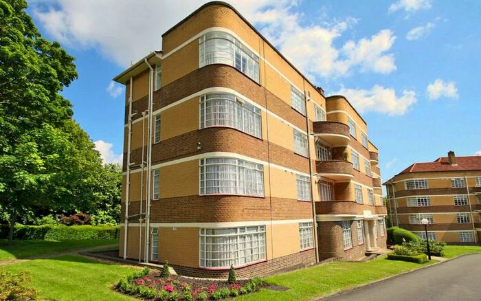 4 Bedroom Flat To Rent In Heath Rise, Kersfield Road, London, SW15