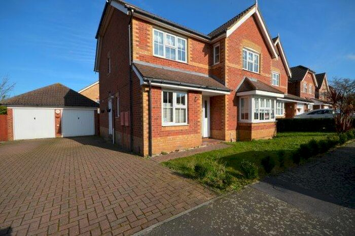 4 Bedroom Detached House To Rent In Littlefield Road, Gillingham, ME8