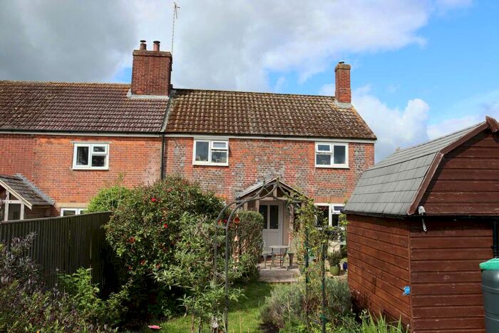 3 Bedroom Semi-Detached House For Sale In Little Salisbury, Pewsey, SN9