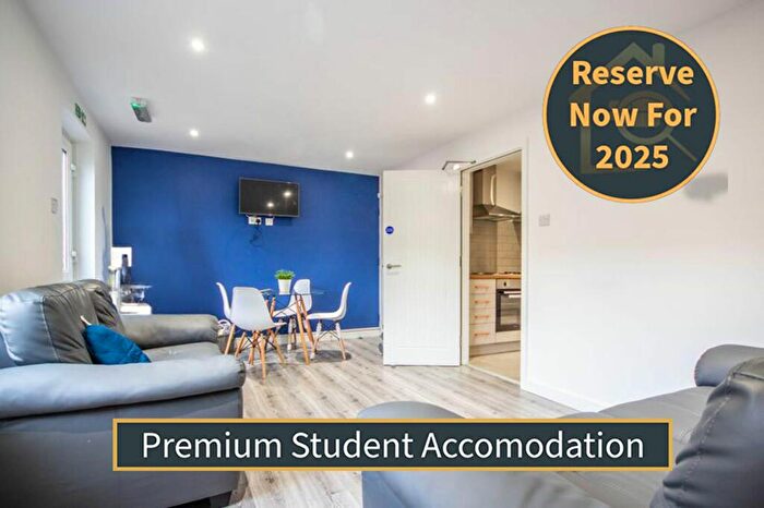 6 Bedroom End Of Terrace House To Rent In Sage Road, Leicester, LE2