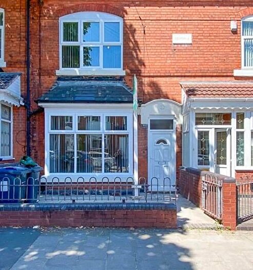 5 Bedroom Terraced House To Rent In Albert Road, Birmingham, B21