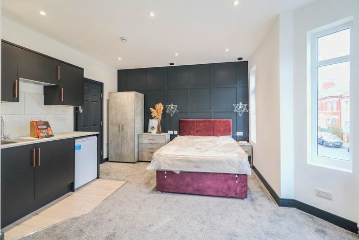 Studio To Rent In Northumberland Road, City Centre, Coventry, CV1