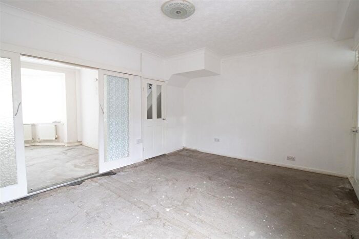 3 Bedroom Terraced House For Sale In Caradoc Street, Cwmcarn, Newport, NP11