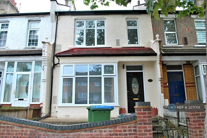 3 Bedroom Terraced House To Rent In Mcleod Road, London, SE2