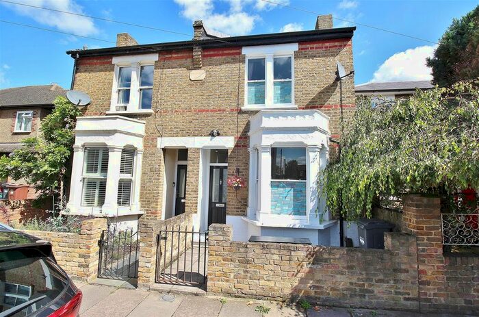 2 Bedroom Semi-Detached House To Rent In Linkfield Road, Isleworth, TW7