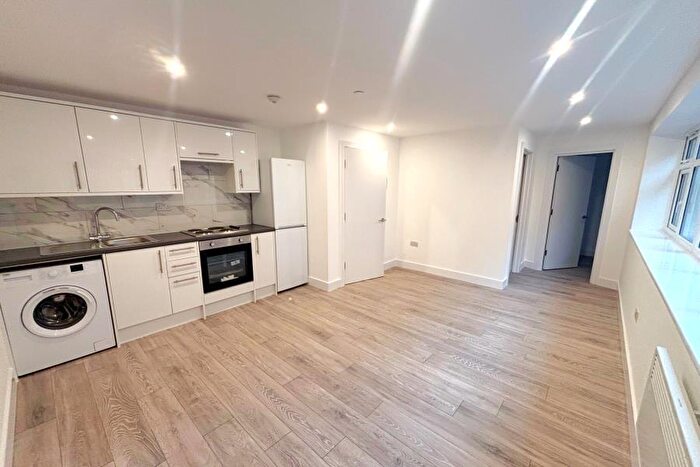 1 Bedroom Penthouse To Rent In Woking, Surrey, GU21