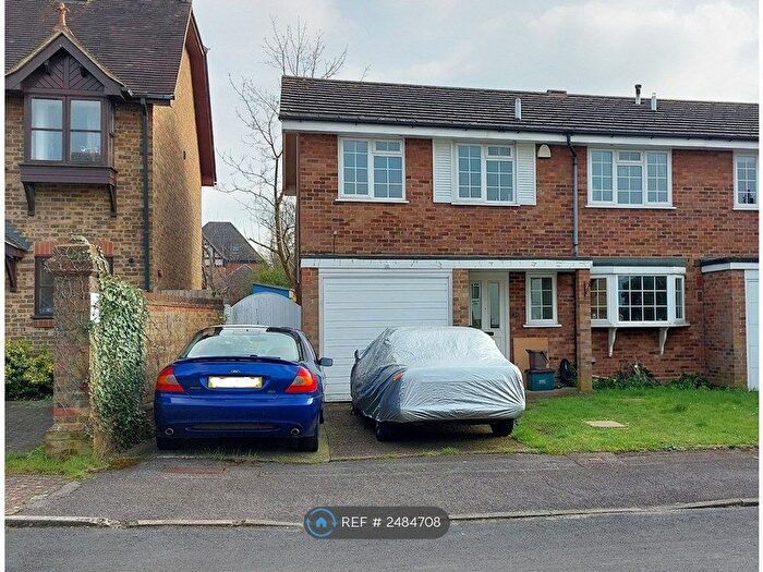 4 Bedroom End Of Terrace House To Rent In Sackville Road, Sutton, SM2