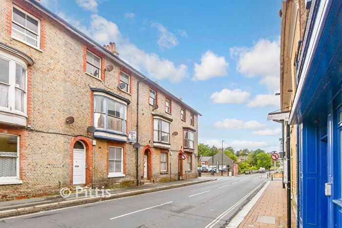 1 Bedroom Flat For Sale In St. James Street, Newport, Isle Of Wight, PO30