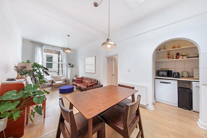 2 Bedroom Flat To Rent In The DriftWay, B Grove Road, Bow, E3