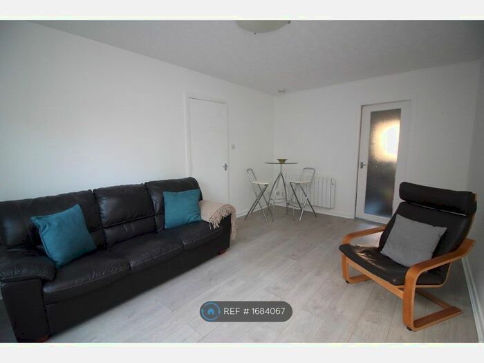 1 Bedroom Flat To Rent In Guardianswood, Edinburgh, EH12