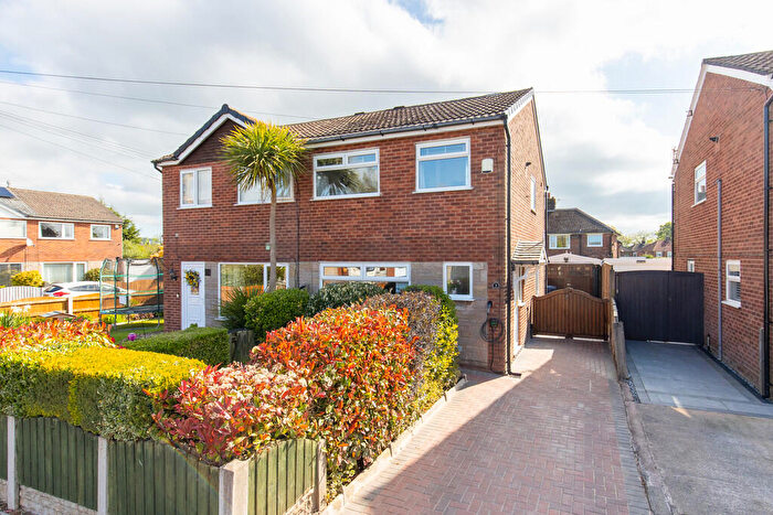 2 Bedroom Semi-Detached House For Sale In Rydal Avenue, Walton-le-Dale, PR5