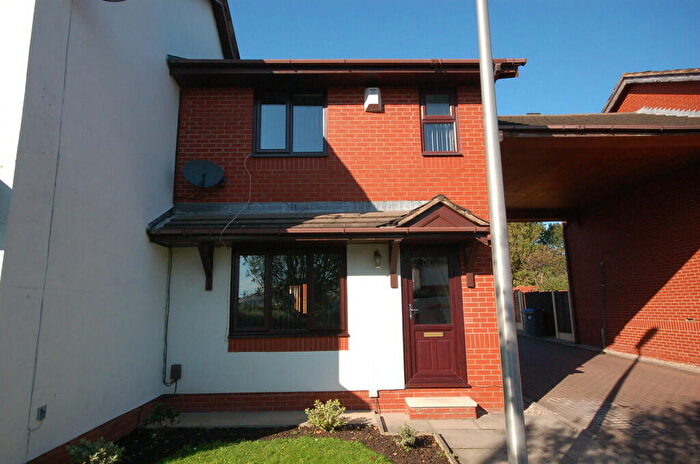 3 Bedroom End Of Terrace House To Rent In Preston Old Road, FY3