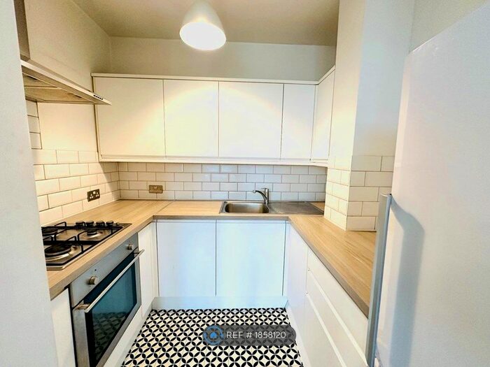 2 Bedroom Semi-Detached House To Rent In Stanford Avenue, Brighton, BN1