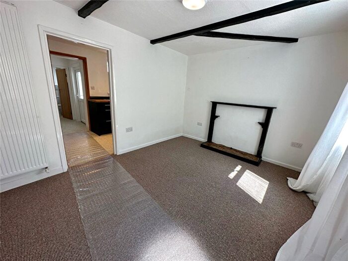 2 Bedroom End Of Terrace House To Rent In Perrimans Row, Exmouth, Devon, EX8