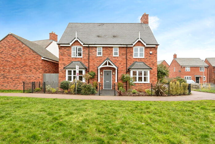 4 Bedroom Detached House For Sale In Angle Green, Shefford, SG17