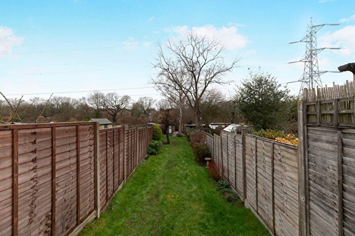 2 Bedroom Terraced House For Sale In Ashby Avenue, Chessington, Surrey, KT9