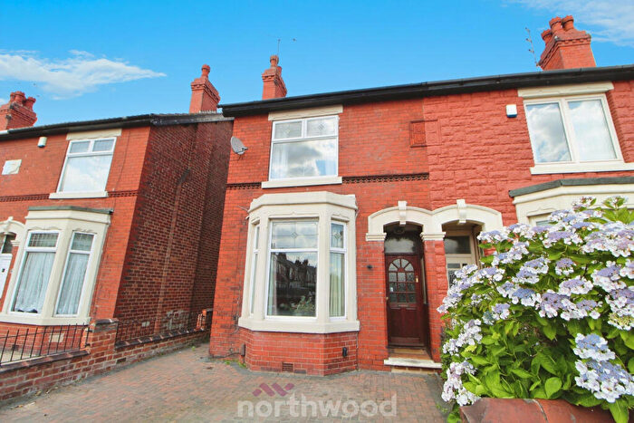 3 Bedroom Town House For Sale In Craithie Road, Town Moor, Doncaster, DN2