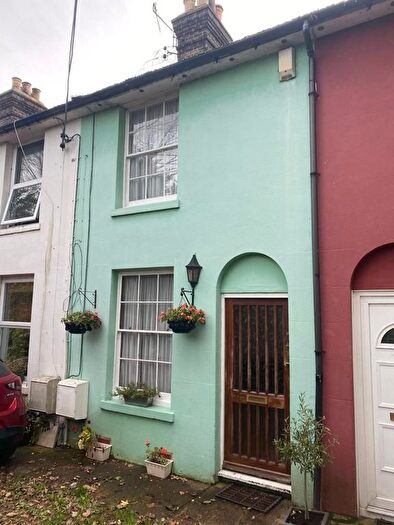 2 Bedroom Terraced House To Rent In Lindfield Cottages, Grove Place, Faversham, ME13