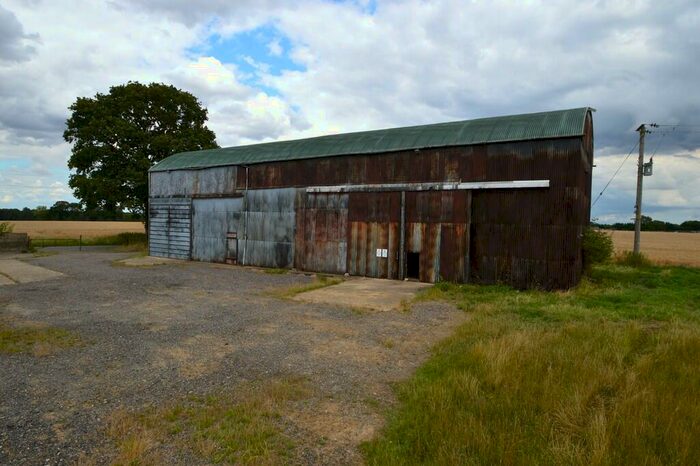 6 Bedroom Barn For Sale In Beazley End, CM7