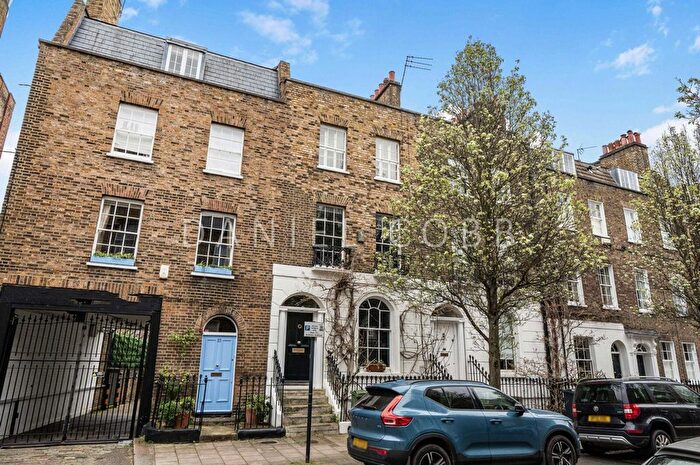 3 Bedroom Terraced House For Sale In Walnut Tree Walk, London, SE11