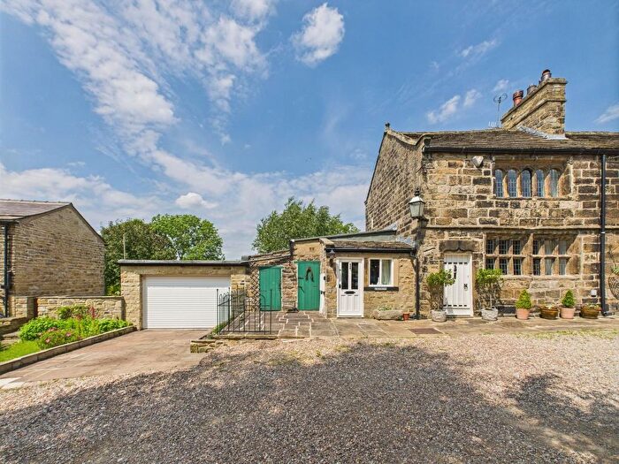 3 Bedroom Cottage For Sale In Victoria Street, Micklethwaite, Bingley, BD16